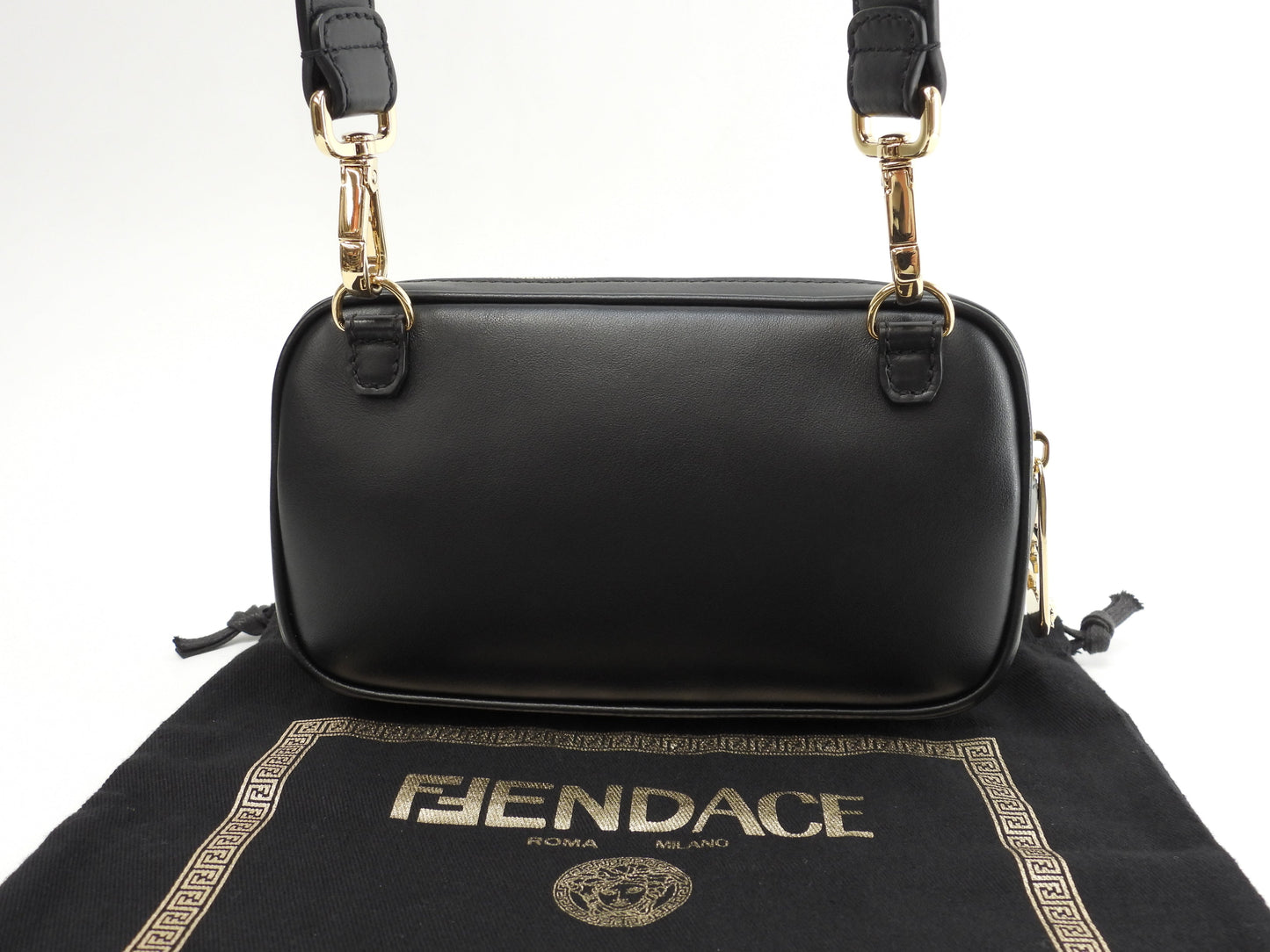 フェンディxヴェルサーチ ポシェット フェンダーチェ レザー黒 クロスボディバッグ 未使用@ 1