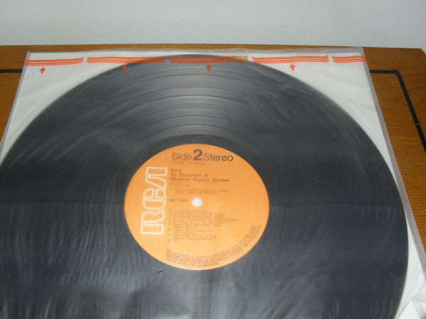 Elvis Presley - Elvis As Recorded At Madison Square Garden = エルヴィス・オン・ツアー (Vinyl, LP, Album, Reissue) Very Good (VG) / Very Good (VG)