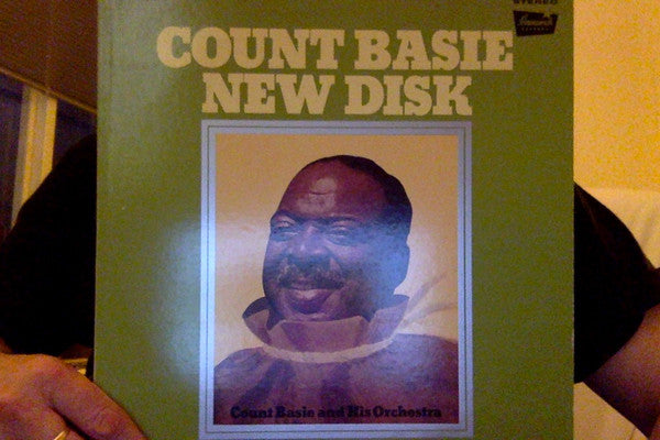 Count Basie Orchestra - Basie's In The Bag (New Disk) (Vinyl, LP, Album) Very Good (VG) / Very Good (VG)