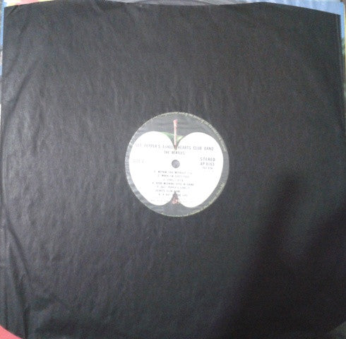 The Beatles - Sgt. Pepper's Lonely Hearts Club Band (Vinyl, LP, Stereo, Album, Reissue) Very Good Plus (VG+) / Very Good (VG)