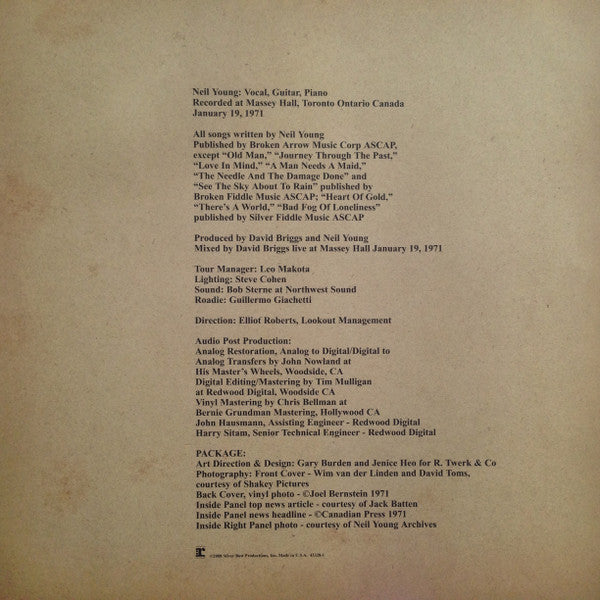 Neil Young - Massey Hall 1971 (2xVinyl, LP, Album) Very Good Plus (VG+) / Near Mint (NM or M-)