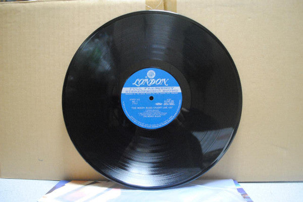 The Moody Blues - Caught Live +5 (2xVinyl, LP, Album) Near Mint (NM or M-) / Very Good Plus (VG+)