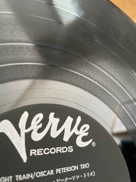 The Oscar Peterson Trio - Night Train = ナイト・トレイン (Vinyl, LP, Album, Reissue, Stereo) Very Good Plus (VG+) / Very Good Plus (VG+)