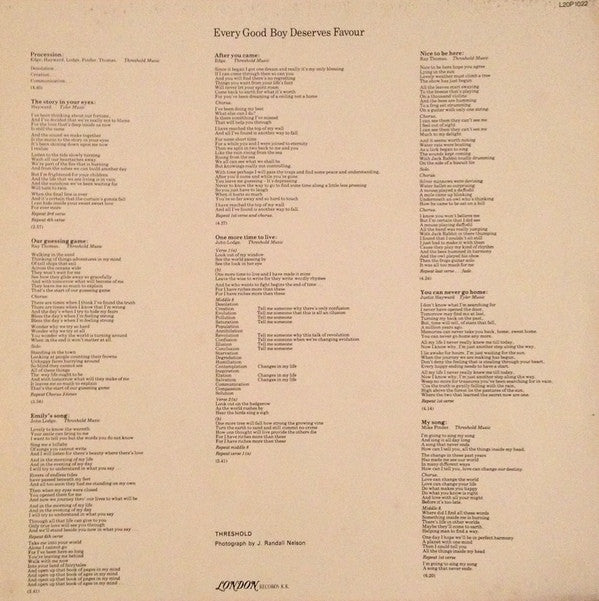 The Moody Blues - Every Good Boy Deserves Favour (Vinyl, LP, Album, Reissue) Very Good (VG) / Very Good (VG)