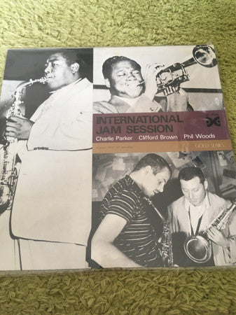 Phil Woods - International Jam Sessions (Vinyl, LP, Compilation) Near Mint (NM or M-) / Very Good Plus (VG+)