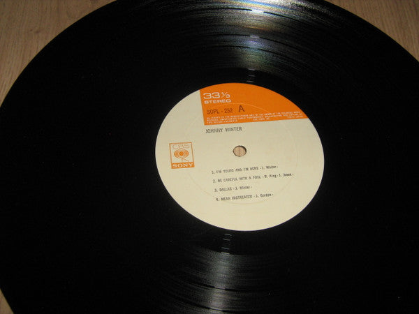 Johnny Winter - Johnny Winter (Vinyl, LP, Album, Reissue) Very Good Plus (VG+) / Very Good (VG)
