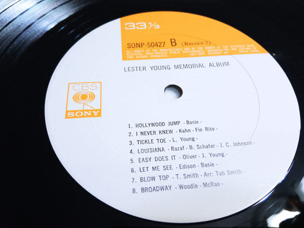 Lester Young - Lester Young Memorial Album (2xVinyl, LP, Album, Compilation, Mono) Very Good Plus (VG+) / Very Good (VG)