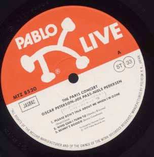 Oscar Peterson - The Paris Concert: Salle Pleyel, 1978 (2xVinyl, LP, Album) Very Good Plus (VG+) / Very Good Plus (VG+)