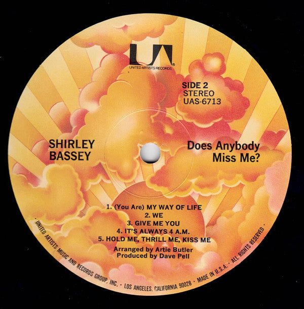 Shirley Bassey - Does Anybody Miss Me (Vinyl, LP, Album, Reissue, Stereo) Very Good Plus (VG+) / Very Good (VG)