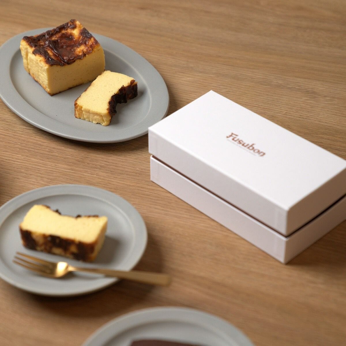 【送料・父の日パッケージ込】バスクチーズケーキ ホール 糖質9.3g/1ホール