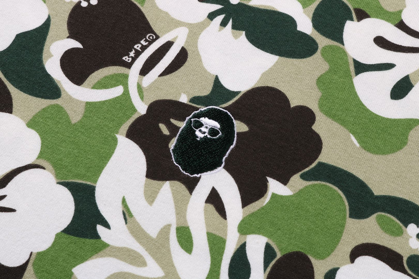 BAPE ABC RESORT CAMO RELAXED FIT TEE