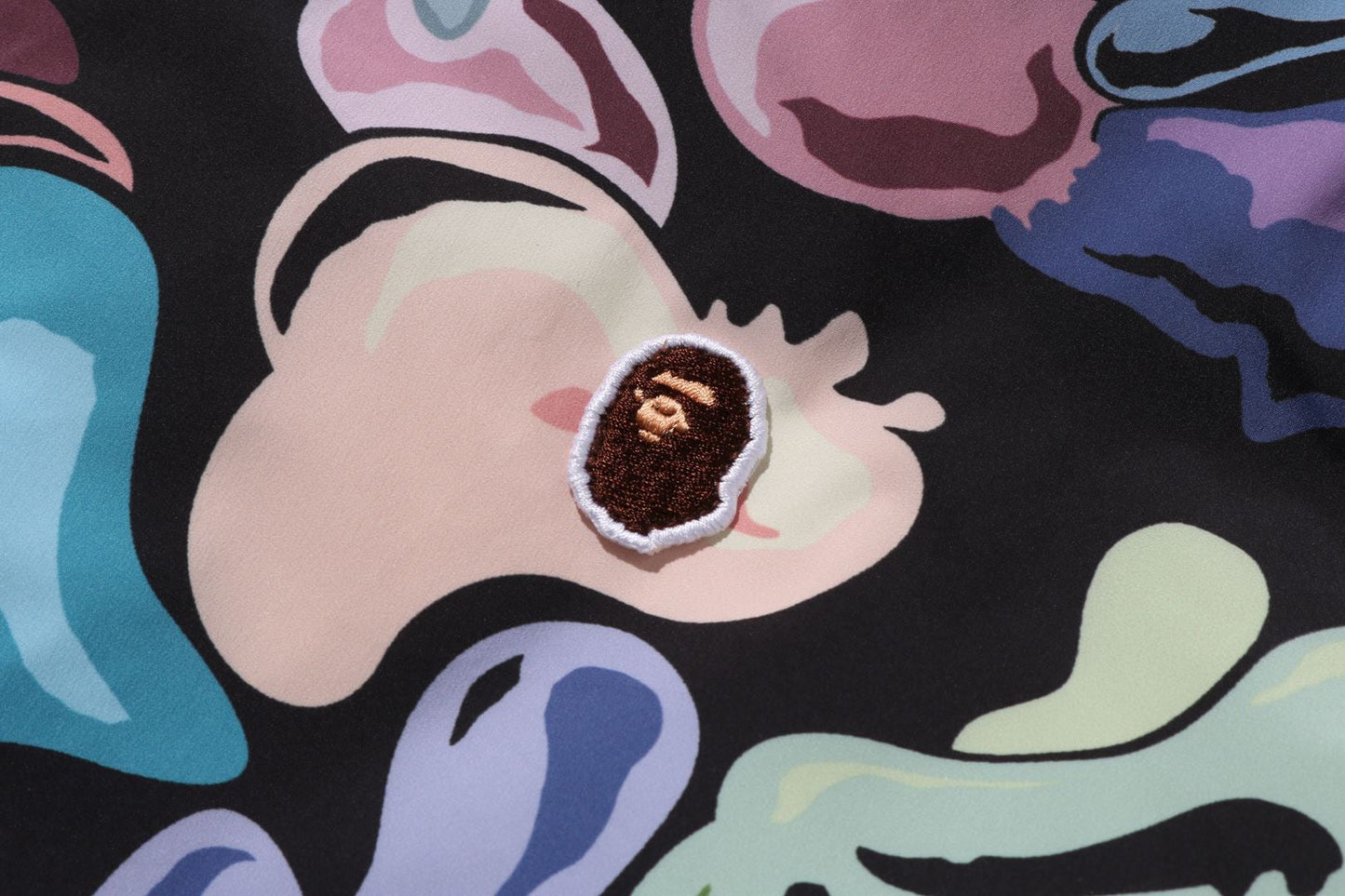 BAPE ART CAMO 可翻轉羽絨背心