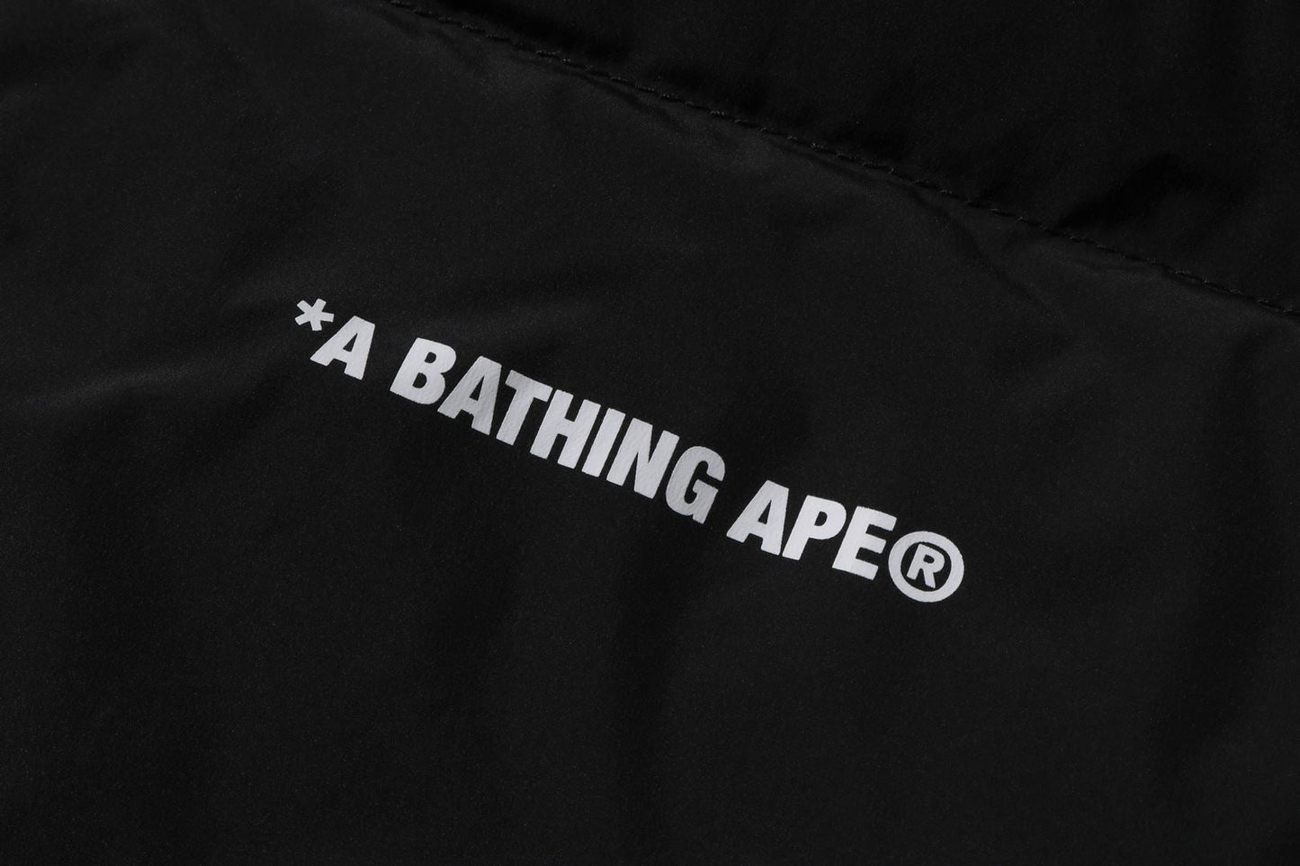 BAPE ART CAMO 可翻轉羽絨背心
