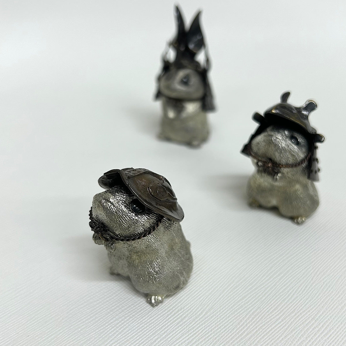 【金属アート】祝迫 芳郎（Yoshiro IWAISAKO）「窮鼠の陣 〜陣笠〜」