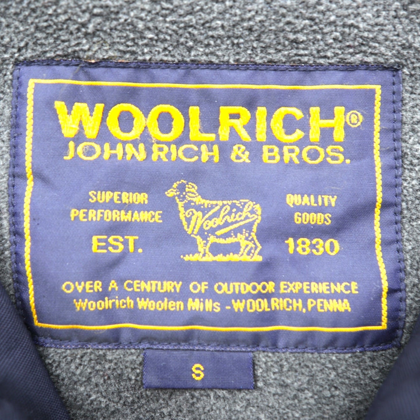 Woolrich ハーフジップ アノラックパーカー ナイロンジャケット L ネイビー ドローコード カンガルーポケット 中綿 サイドジップ スリット