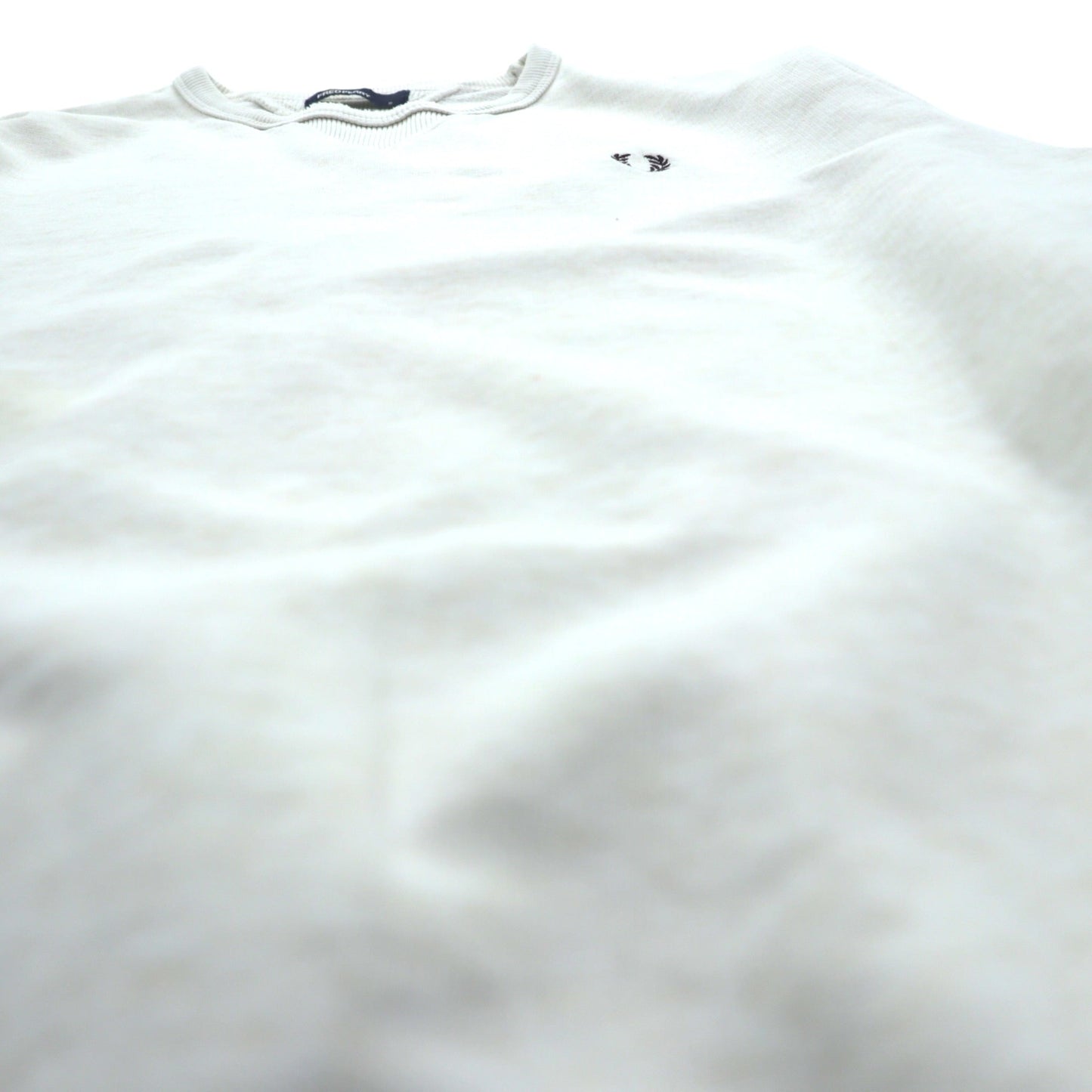 FRED PERRY 両V スウェット トレーナー S ホワイト ダメージ加工 ワンポイントロゴ M9315