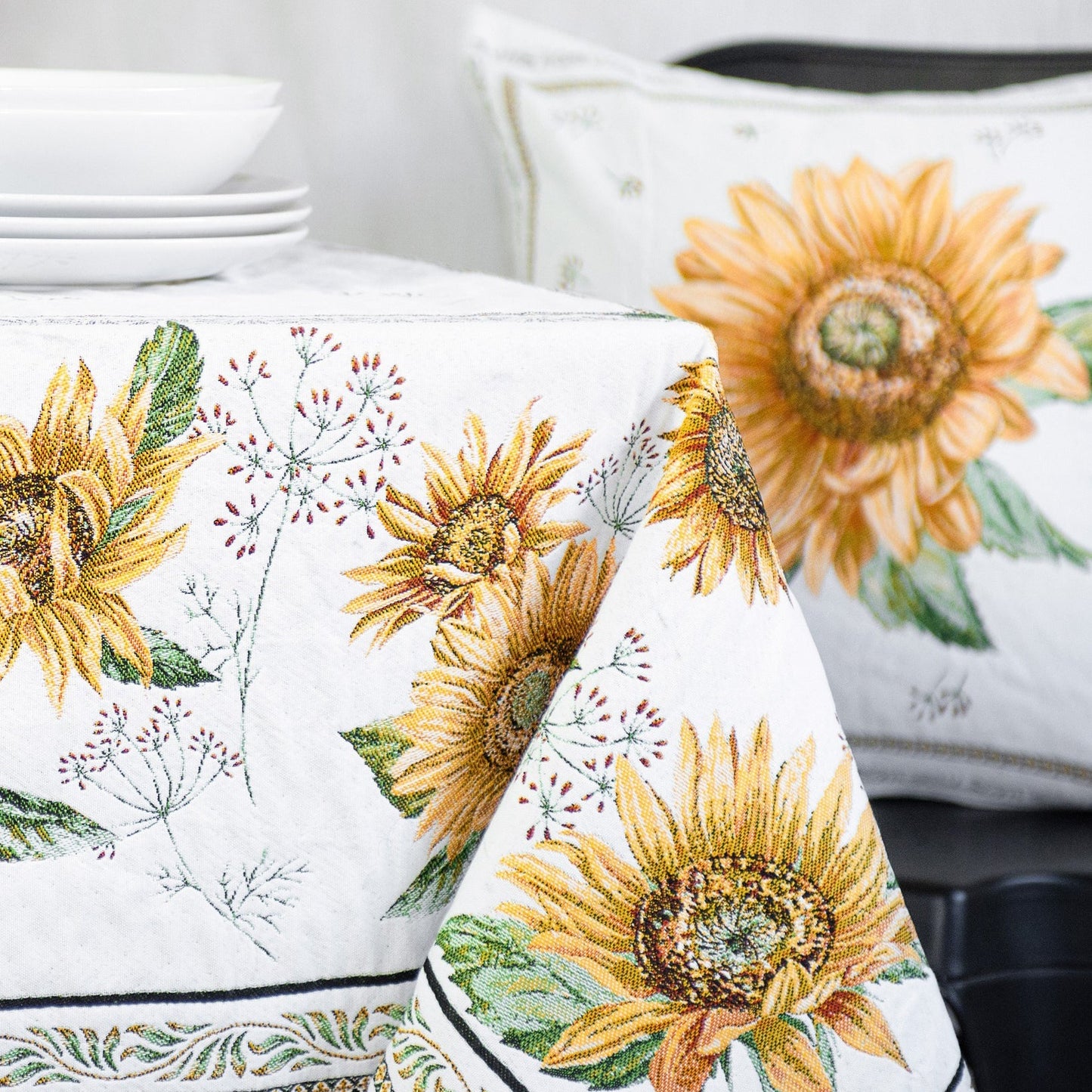 Sunflower Jacquard Tablecloth 250