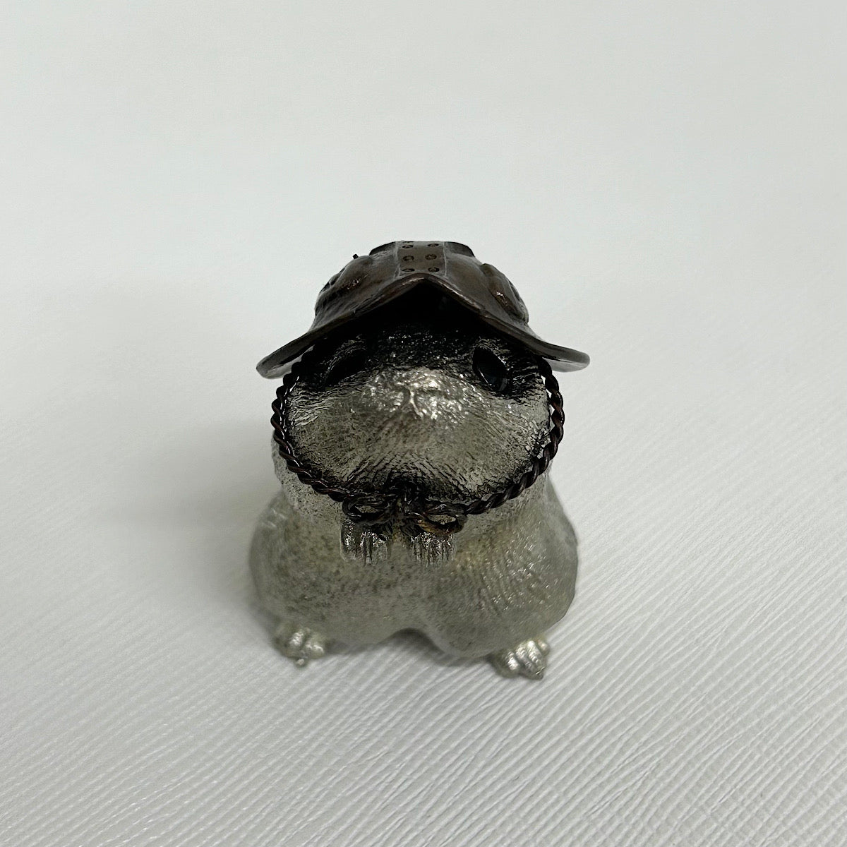 【金属アート】祝迫 芳郎（Yoshiro IWAISAKO）「窮鼠の陣 〜陣笠〜」