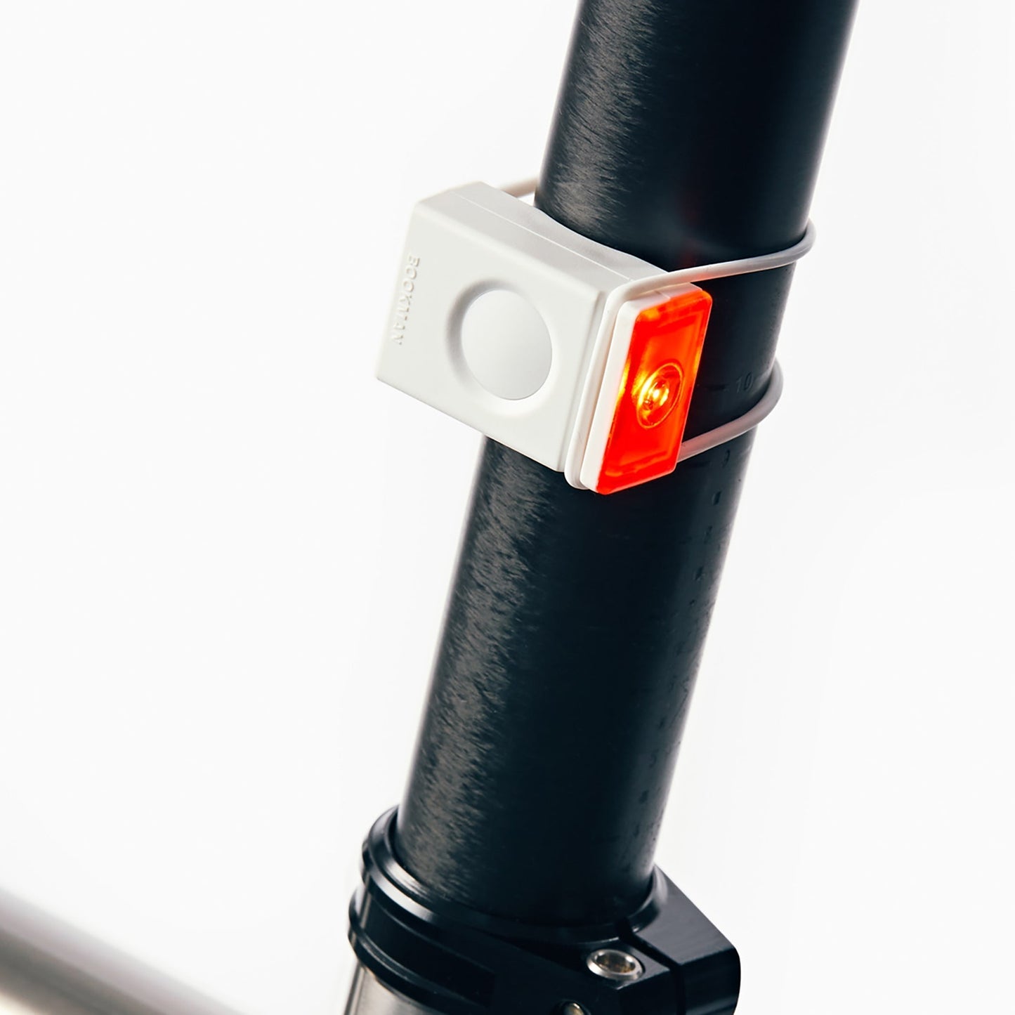 Light BM-414 Block-light-rear Block Light (Rear) Block Light Rear - White