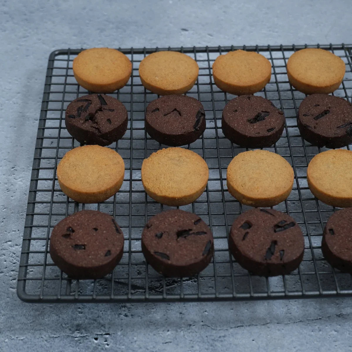 Fusbon Chocolate Chip Cookies (10 cookies) Carbohydrates 1.0g per cookie