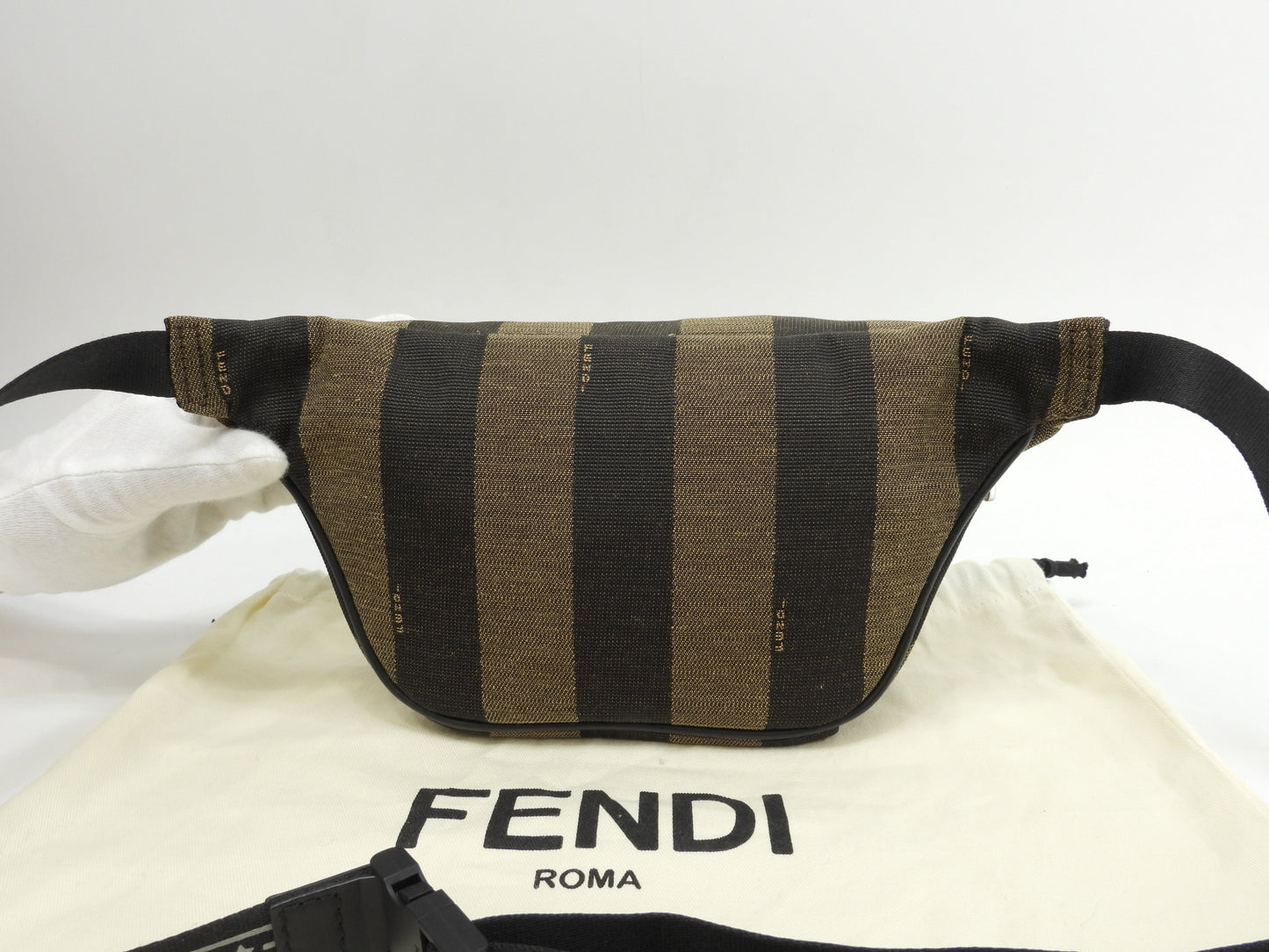 フェンディ ボディバッグ小 ペカン ナイロン黒黄 ウエストバッグ バムバッグ 極美品@ 2