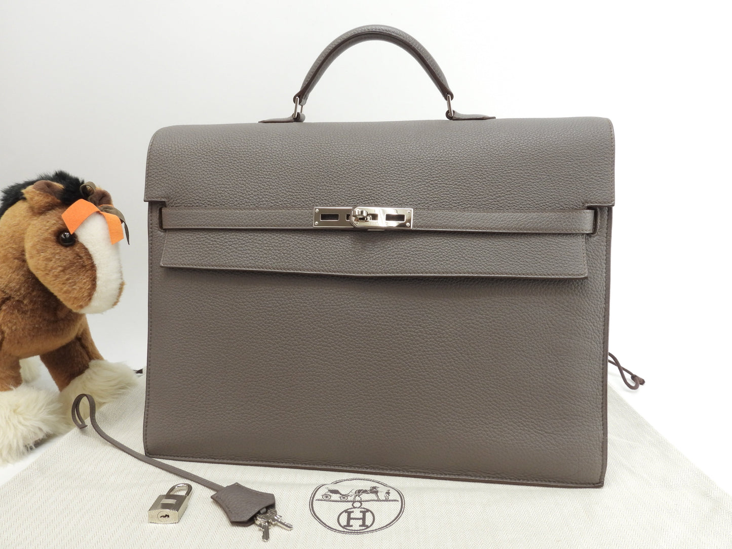 エルメス ケリーデペッシュ38 トリヨン/エタン シルバー金具 ブリーフケース 美品@□Q