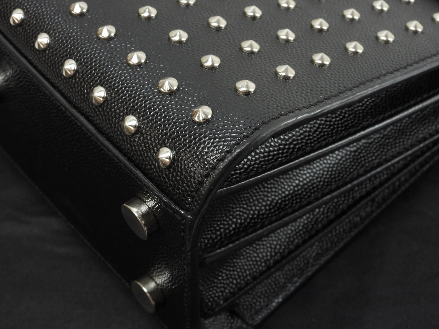 サンローラン サックドジュールナノ スタッズ レザー黒 ミニハンドバッグ ポシェット YSL 美品@ 73