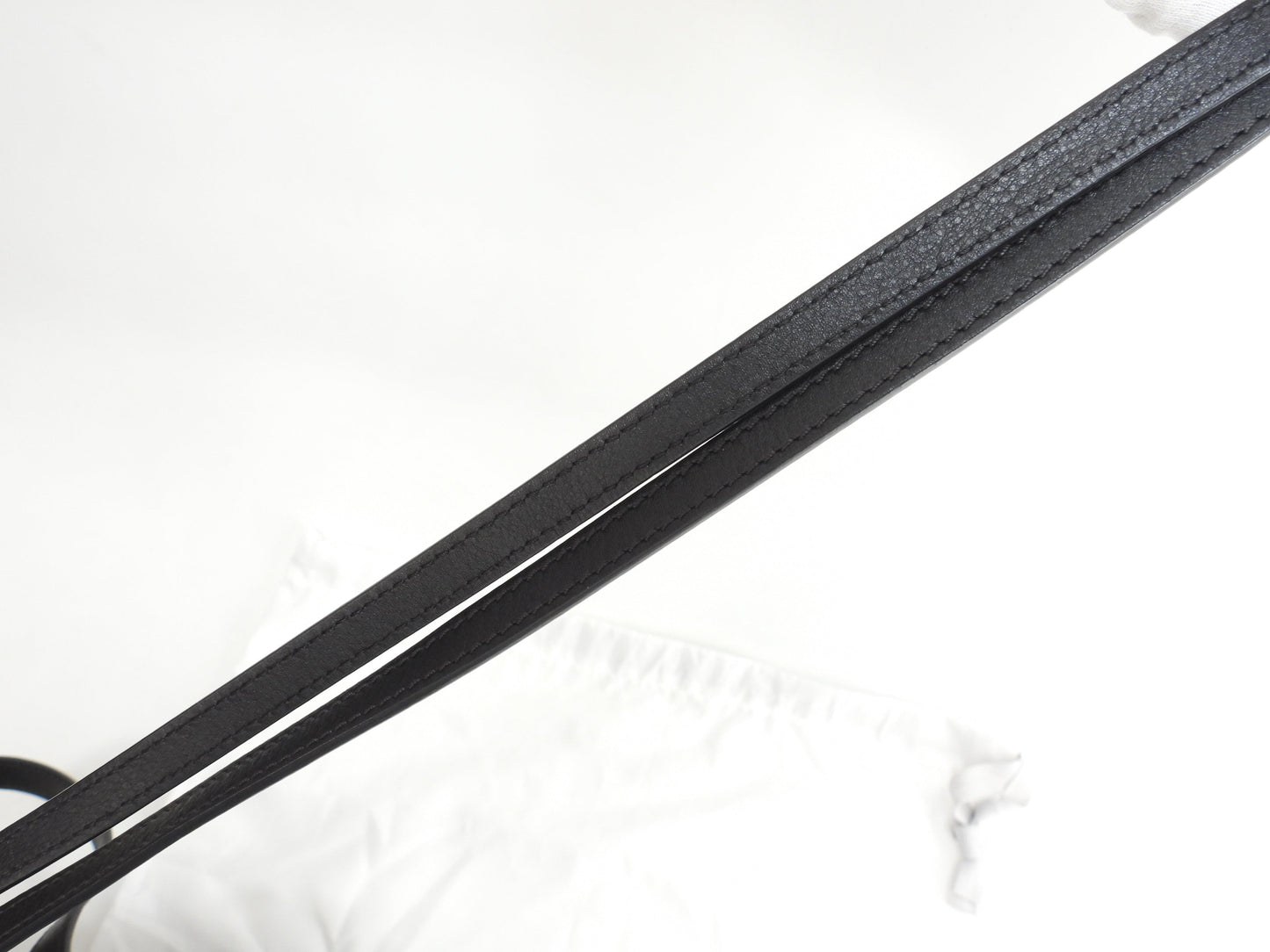 ジミーチュウ ミニサラ エンボススター レザー黒 ポシェットバッグ 美品@ 6