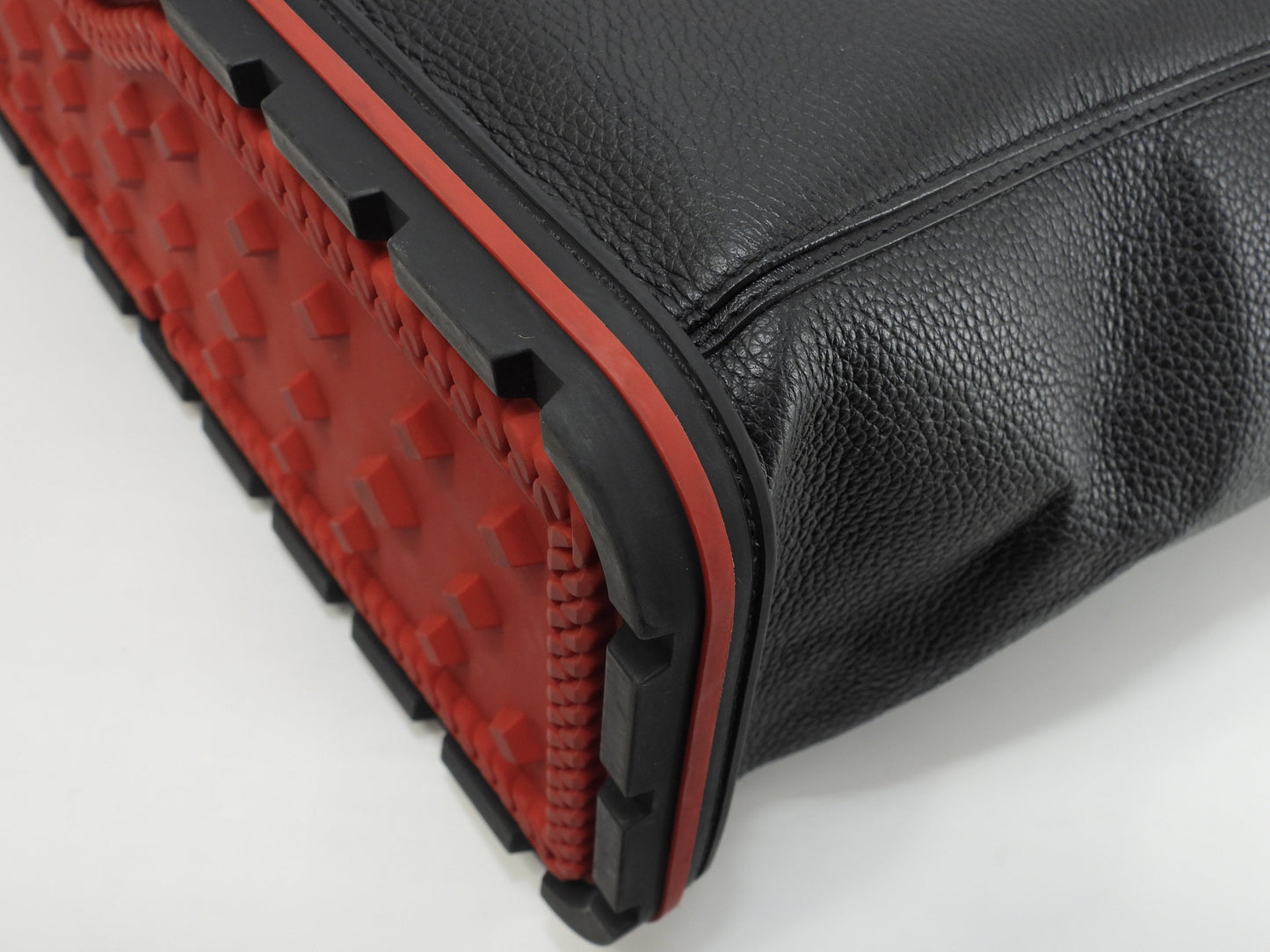 クリスチャンルブタン トートバッグ Kabiker レザー黒 メンズショルダー 美品@ 11