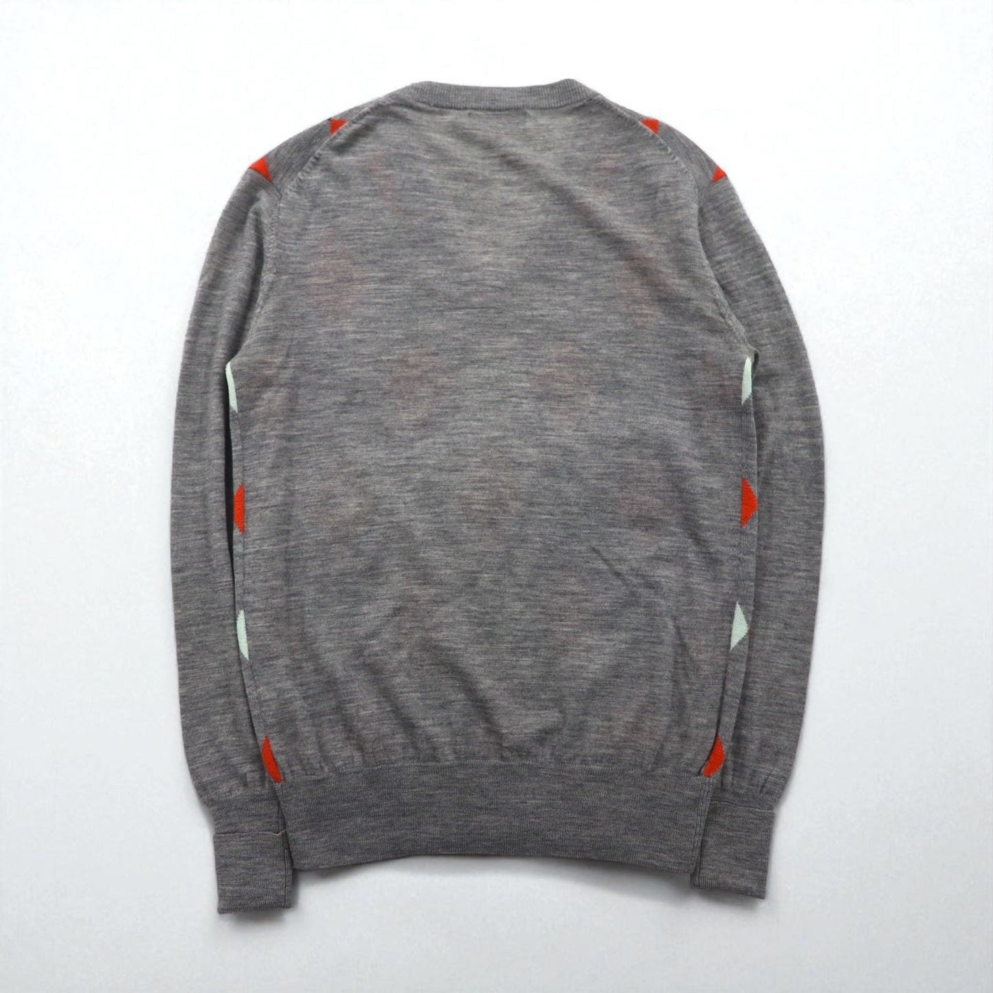 FRED PERRY アーガイル柄 Vネック ニット セーター M グレー ウール ワンポイントロゴ刺繡 F3004