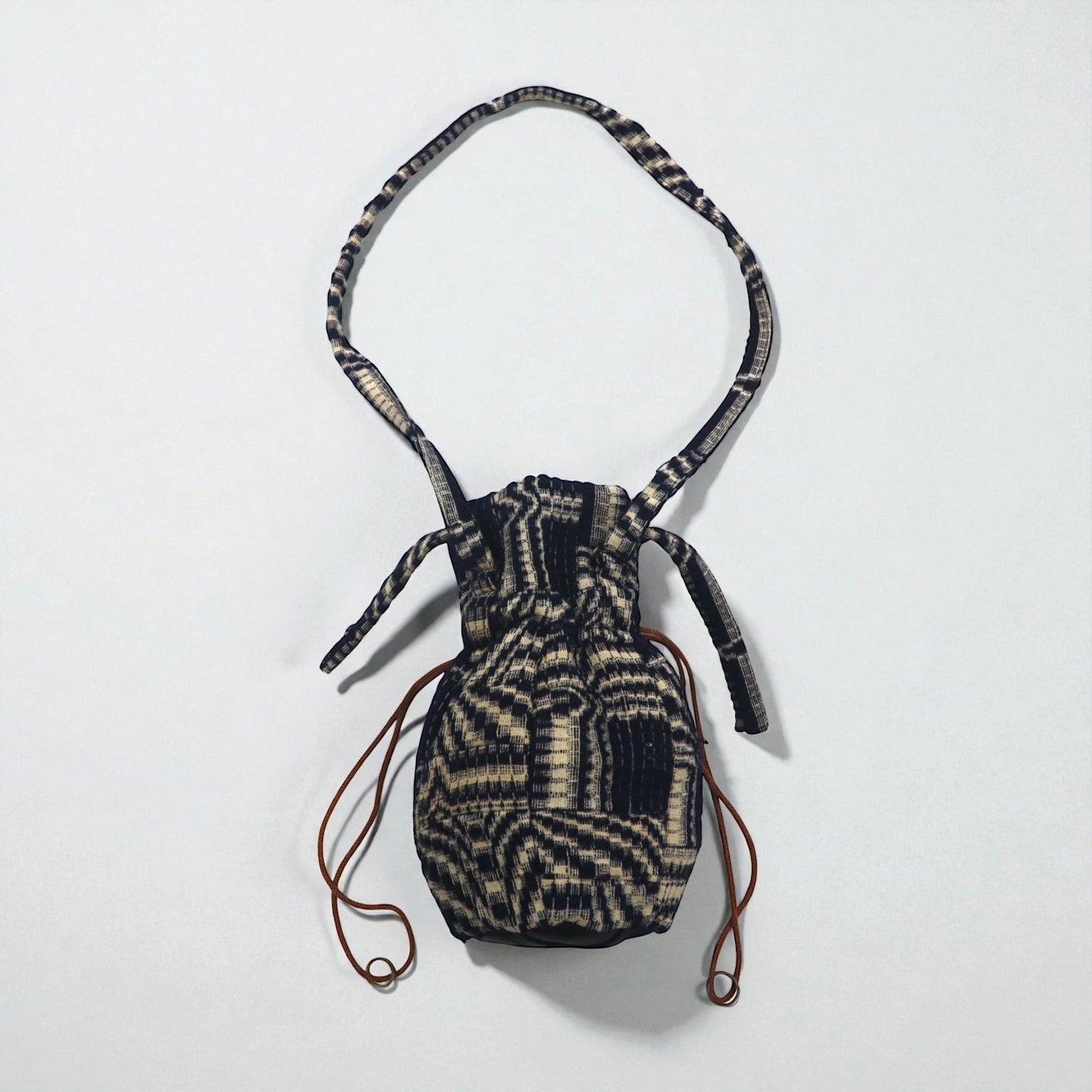 Leh ショルダーバッグ DOME TYPE BAG ( ANTIQUE INDIGO ) アンティークウール 刺し子 LONELY PLANET 861