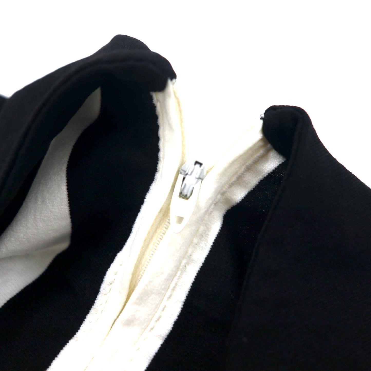 Made in the USA, 1970s Medalist Sand-Knit Half-Zip Game Shirt, Referee Jersey, Size L, White/Black Stripes, Polyester, Talon Zipper