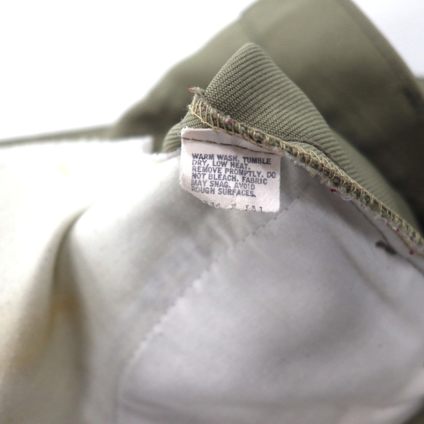 Levi's 1980s USA-made Sta-Pless Chino Pants, Size L, Beige, 42cm TALON Zipper, Black Tab, Button Back 520, 10517 6123