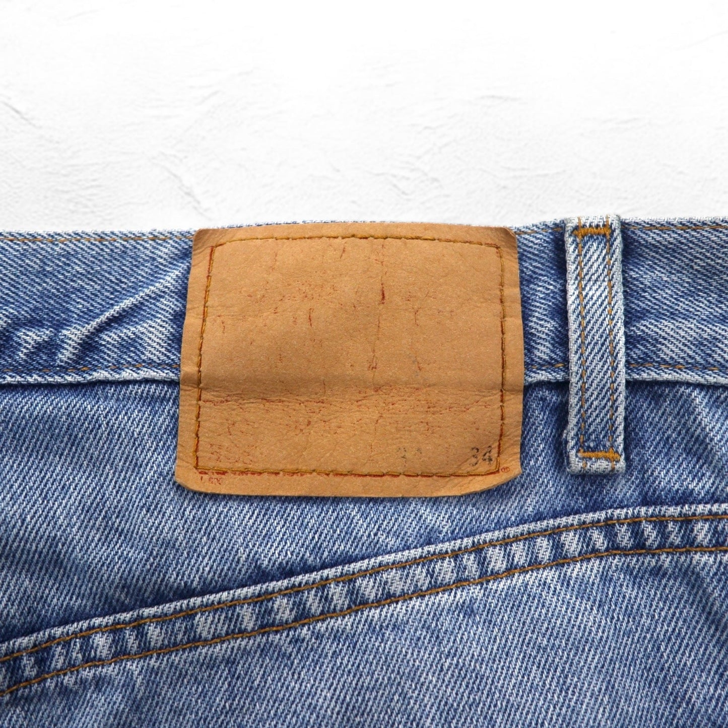 Levi's 505 Regular Fit Straight Leg Tapered Denim Pants, Size L, Indigo and Blue, Zipper Fly, 505-4891, Made in El Salvador, 2000s