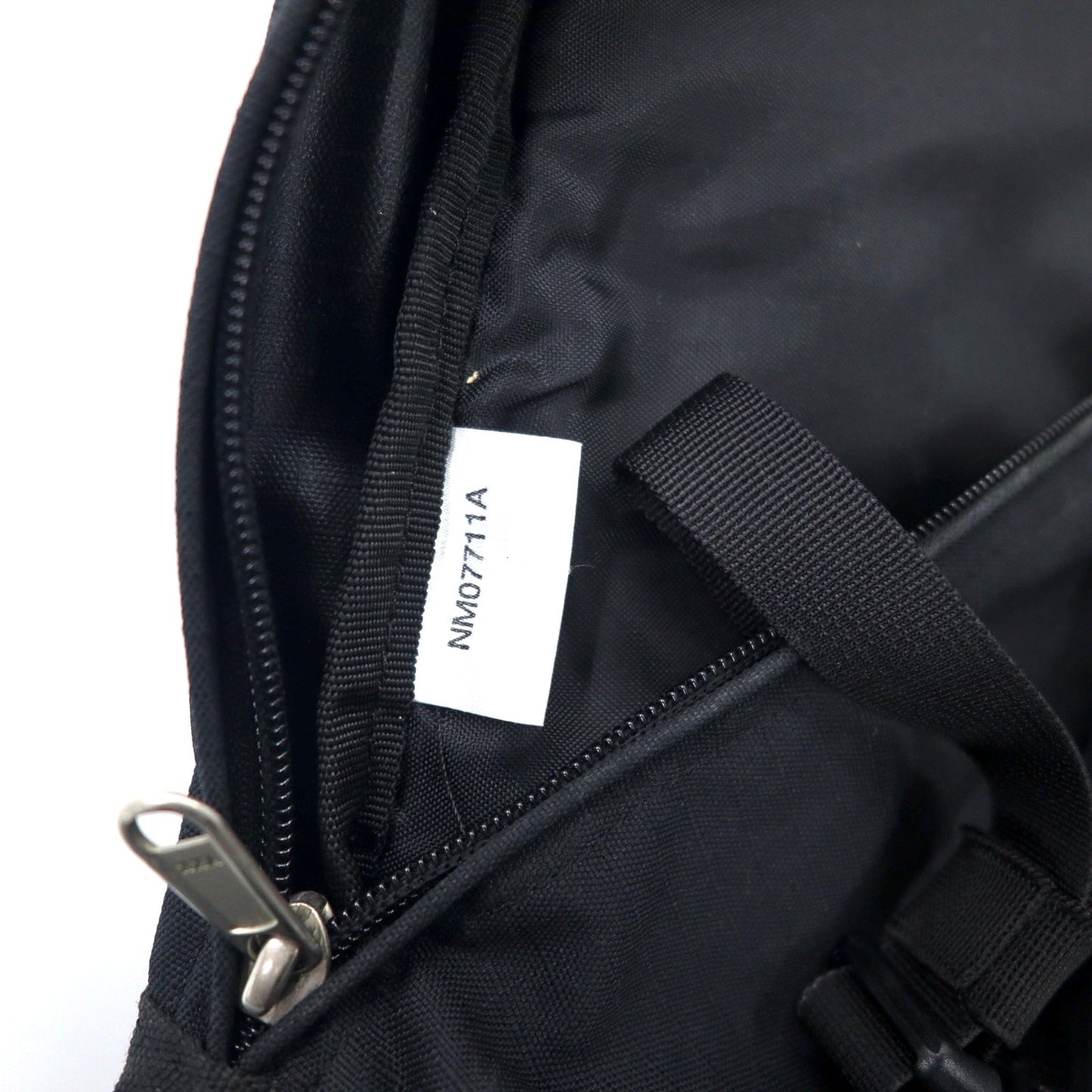 THE NORTH FACE Borderline Backpack, 30L, Black Nylon, with Embroidered Logo, NM07711A
