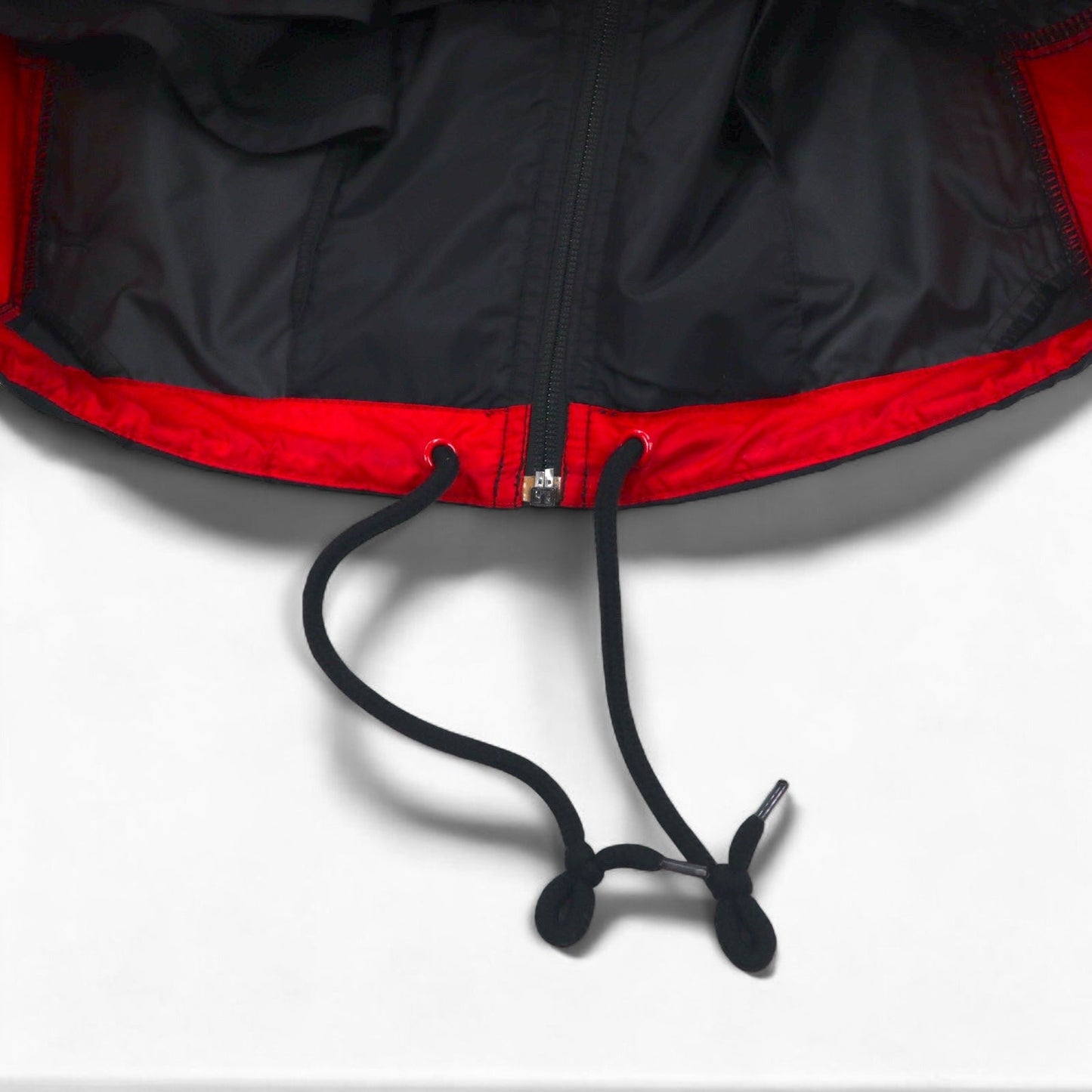 NIKE 90年代 銀タグ ナイロンジャケット ジャージ S ブラック レッド フィッシュテイル ドローコード