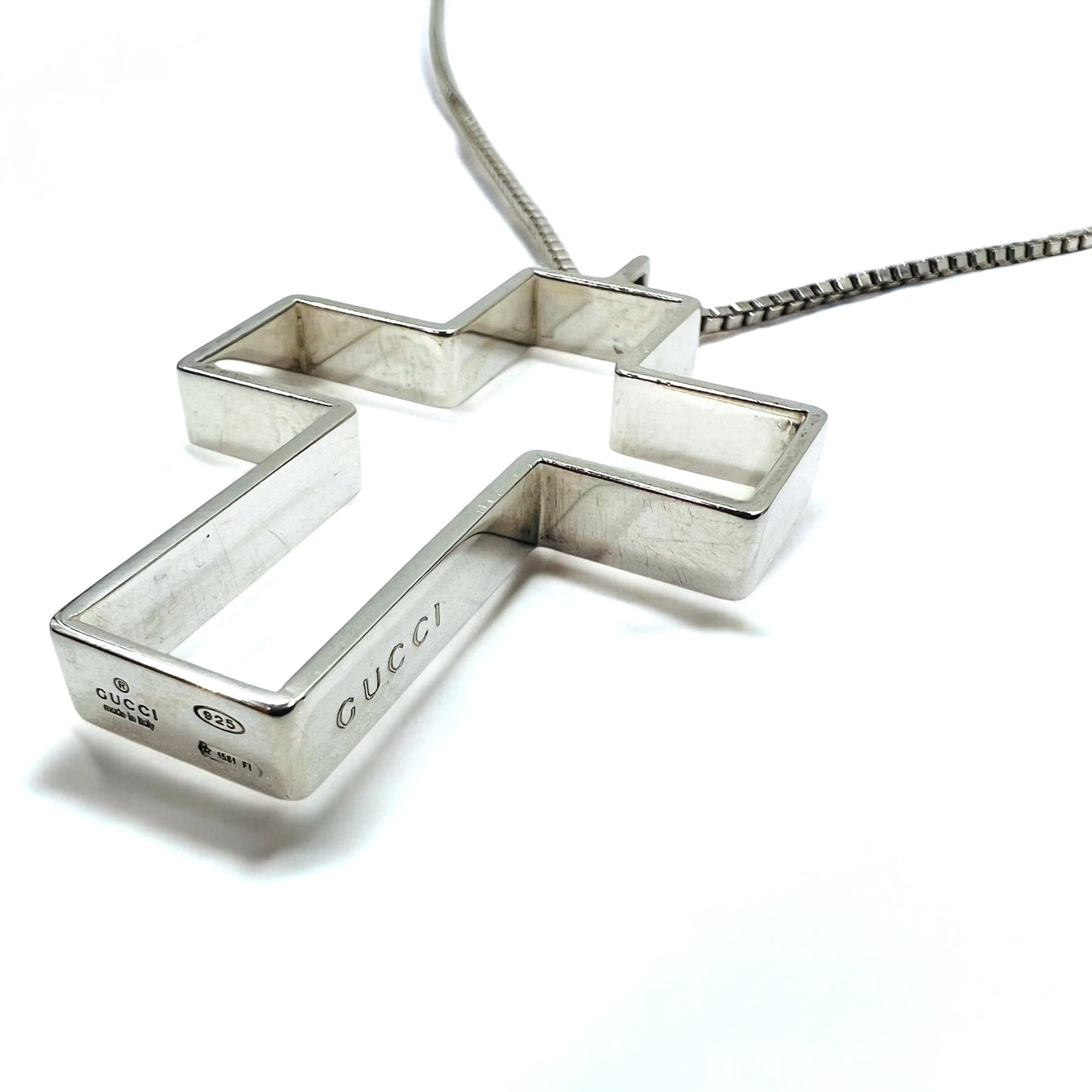 GUCCI Italian Open Cross Necklace Pendant in Silver SV925 with 3D Cross Design