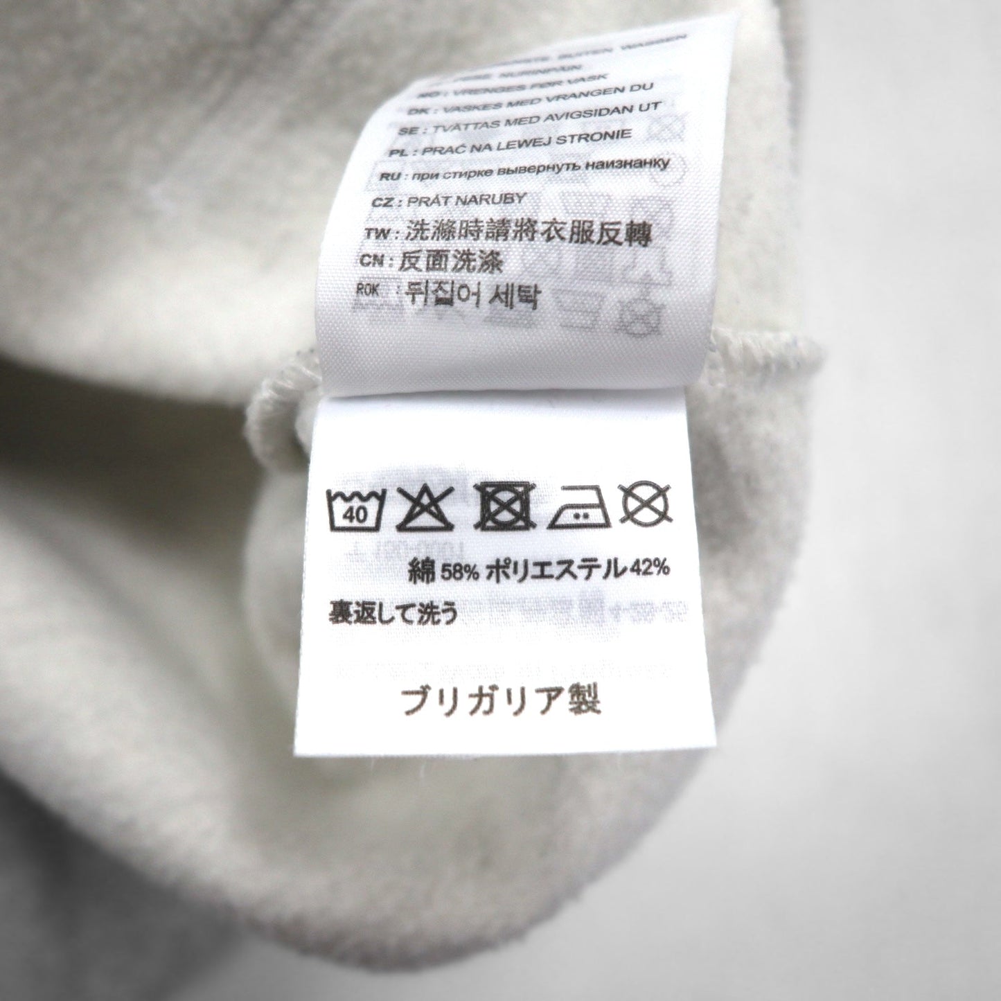 Carhartt WIP Hooded Chase Sweatshirt, Size L, Solid Color, Pocket, Fleece-Lined, I015897, Made in Bulgaria