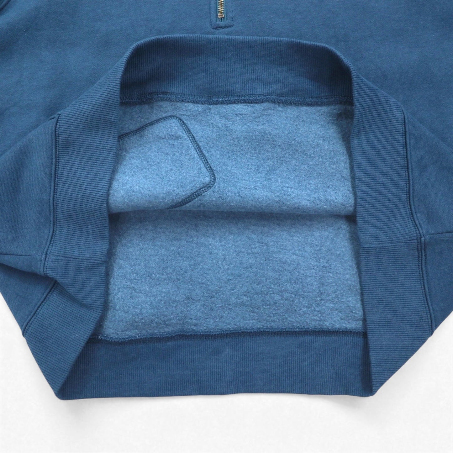 Carhartt Relaxed Fit Half-Zip Sweatshirt, Size 2XL, Blue, Kangaroo Pocket, Fleece Lining, 105657