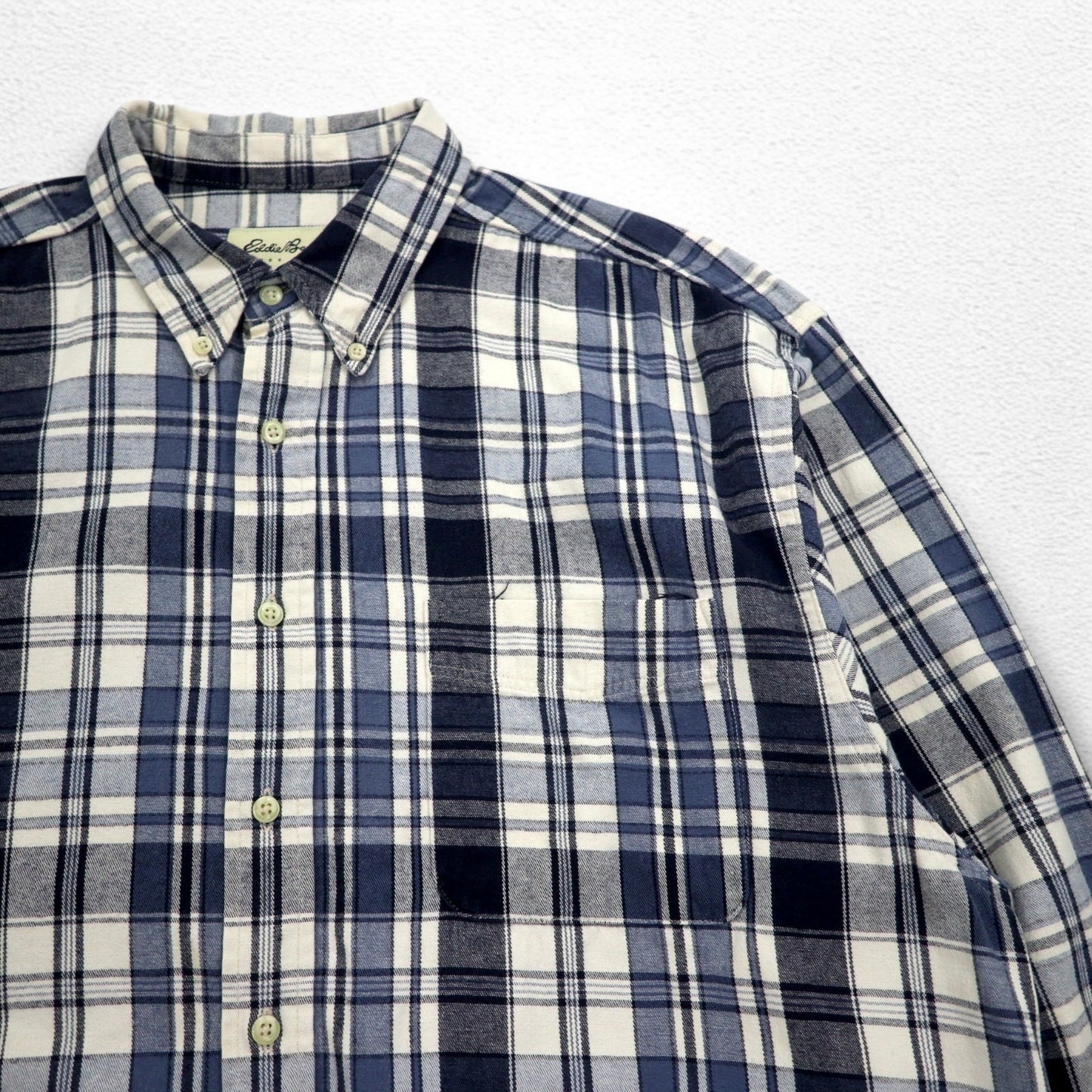 Eddie Bauer 90s Button-Down Flannel Shirt, XL, White and Navy Check, Cotton