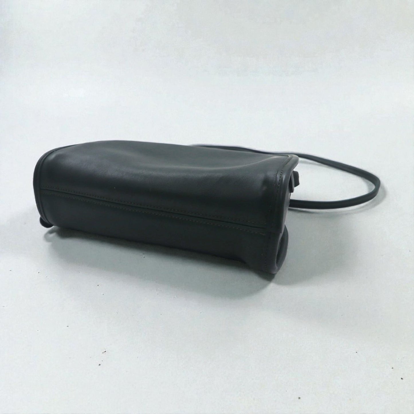 COACH オールドコーチ USA製 ハーフムーン ショルダーバッグ ブラック レザー 牛革 9911