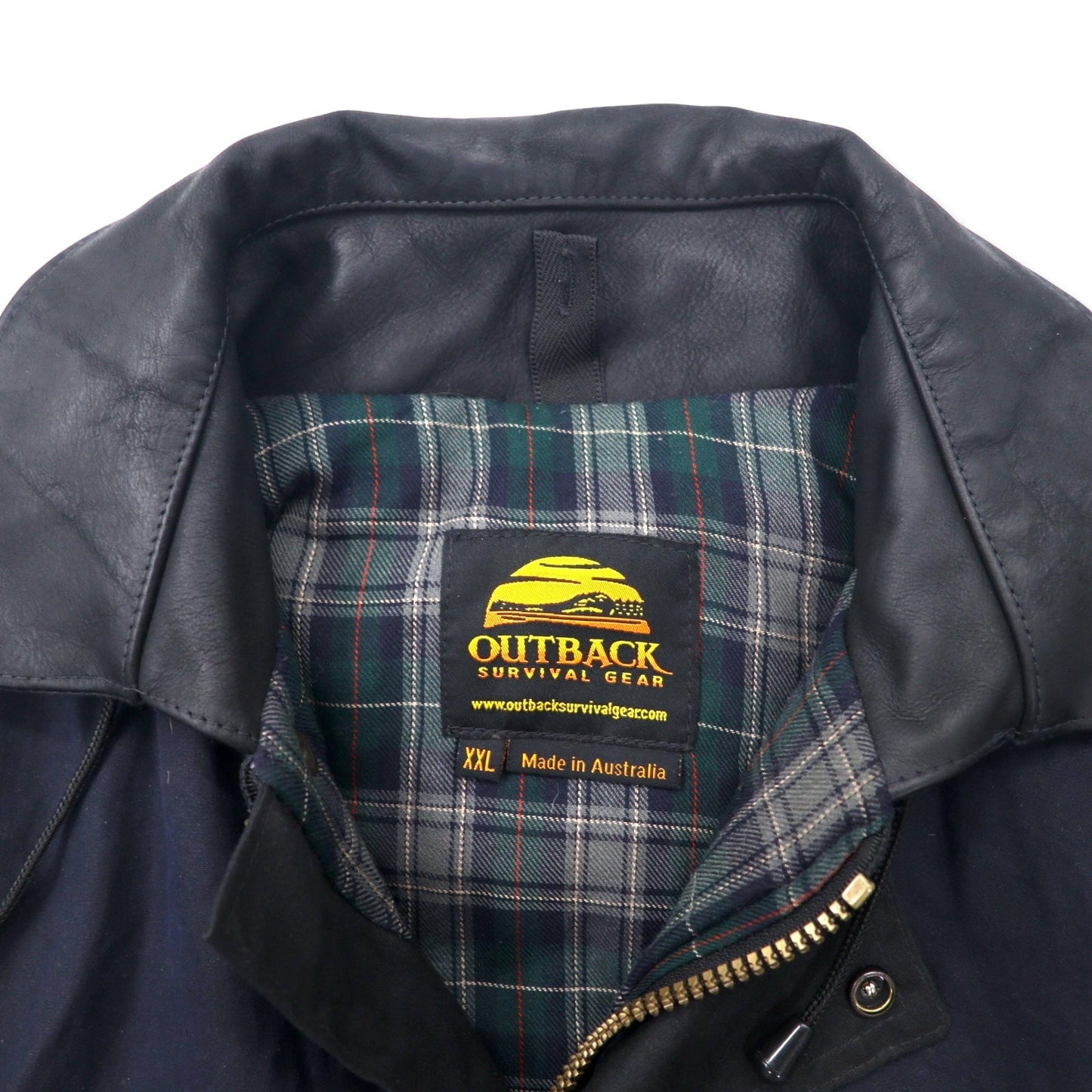 OUTBACK Australian-made oiled jacket, XXL, navy, cotton with leather accents, check lining, detachable hood, drawcord closure.