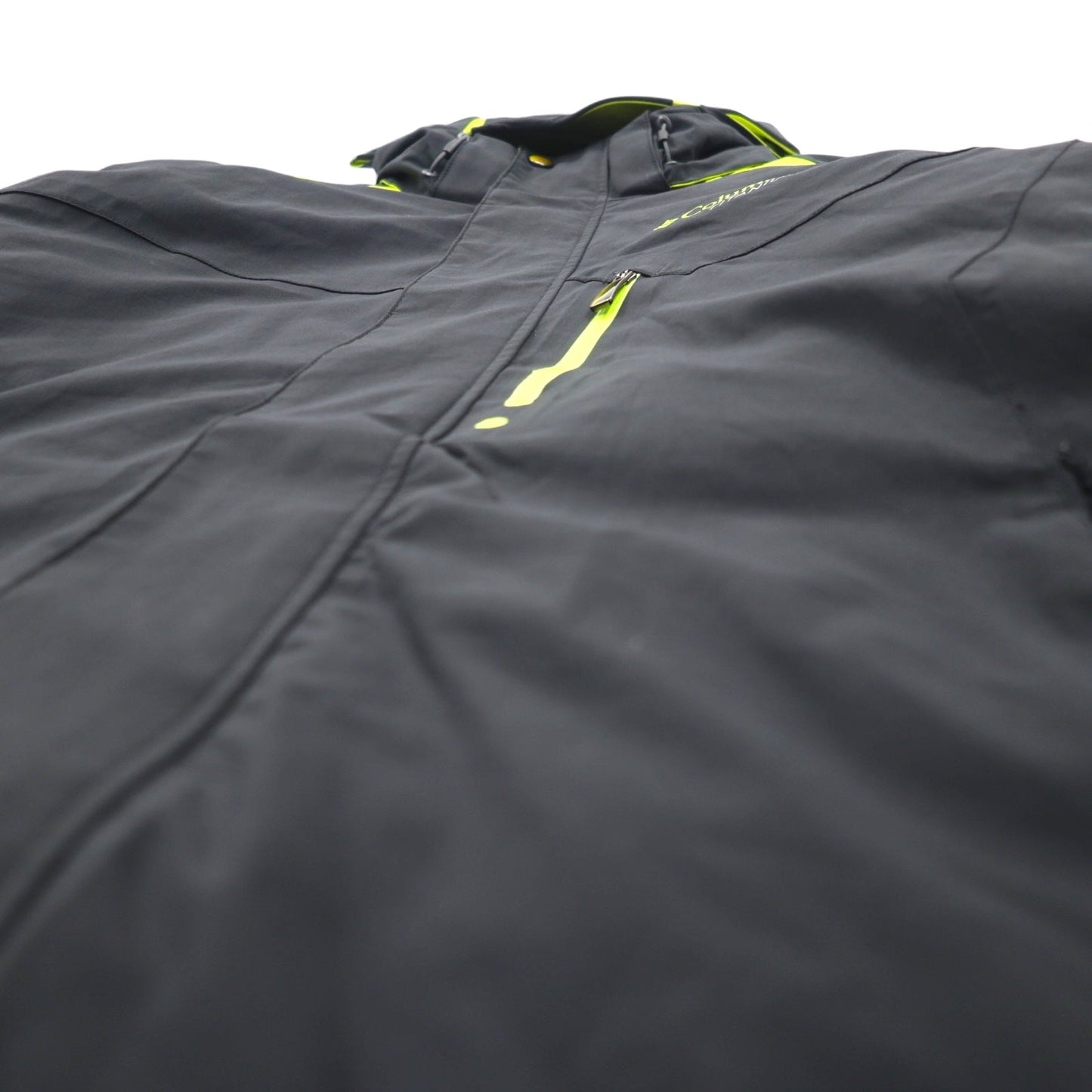 Columbia Omni-Tech Mountain Parka, Size M, Black, Nylon, Waterproof, Windproof, Titanium, Drawcord, Retractable Hood, EM4504