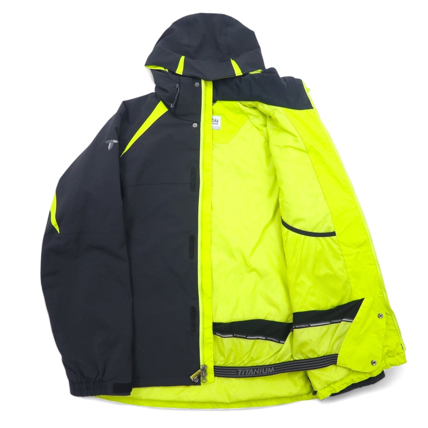Columbia Omni-Tech Mountain Parka, Size M, Black, Nylon, Waterproof, Windproof, Titanium, Drawcord, Retractable Hood, EM4504