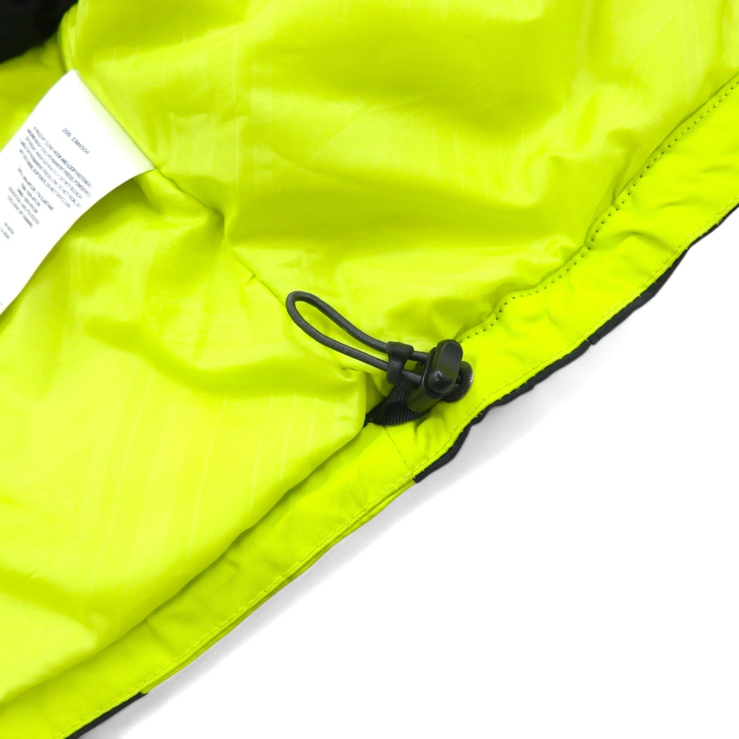 Columbia Omni-Tech Mountain Parka, Size M, Black, Nylon, Waterproof, Windproof, Titanium, Drawcord, Retractable Hood, EM4504