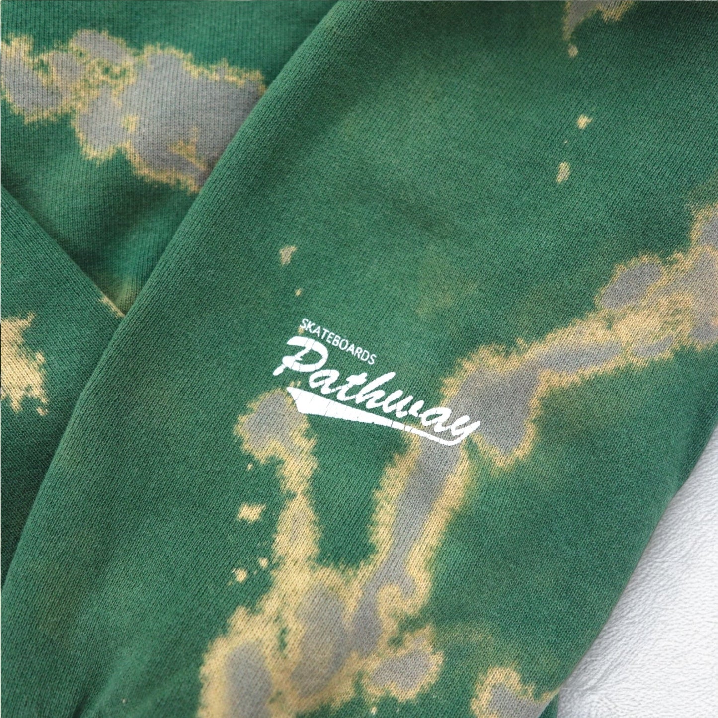 Lee 90s Pathway Skateboards Sweatshirt, XL, Green Tie-Dye, Premium Cotton, Made in Mexico