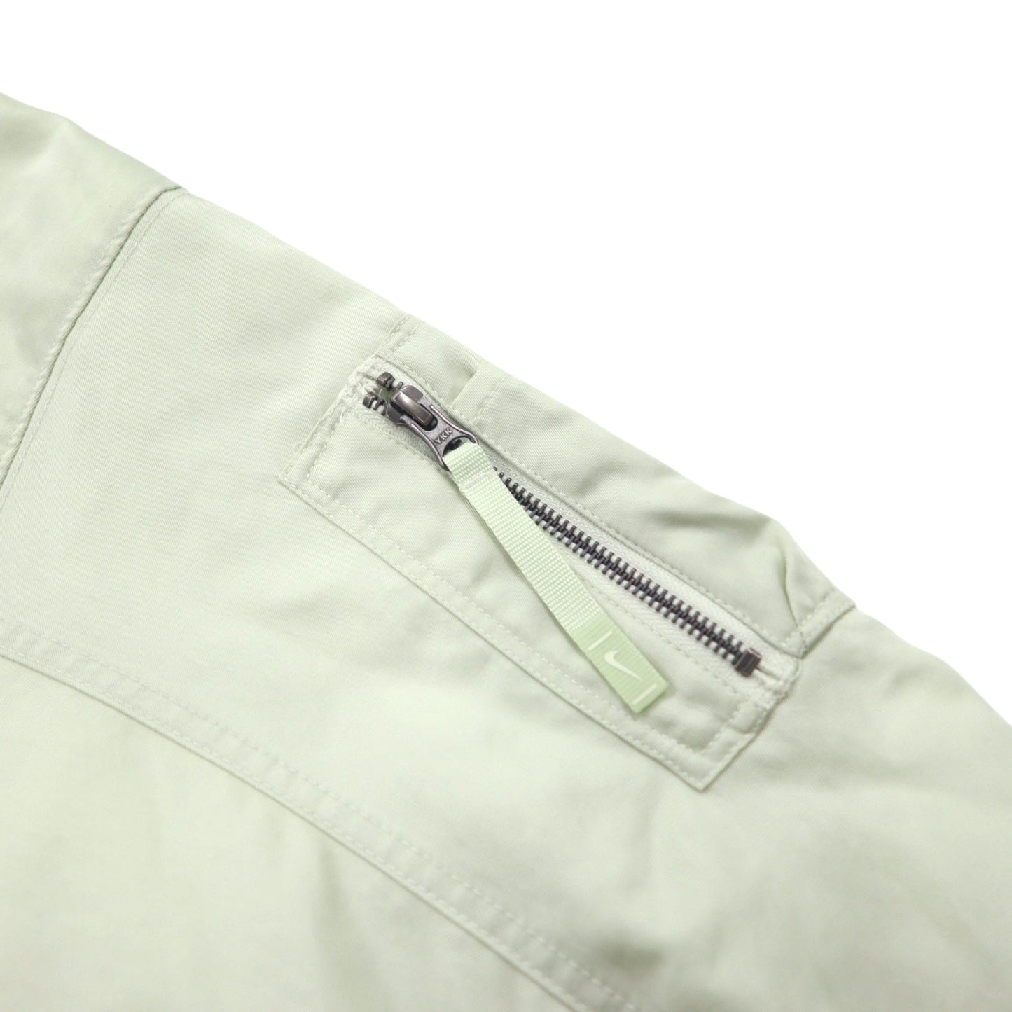 NIKE Sportswear Essential Reversible MA-1 Varsity Bomber Jacket, Size XS, White/Green Quilted Nylon, FN3168-020