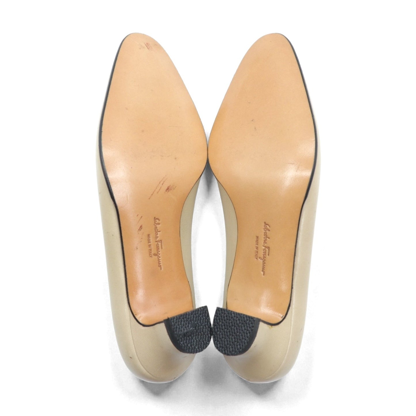 SALVATORE FERRAGAMO ヒール パンプス 22cm ベージュ レザー イタリア製