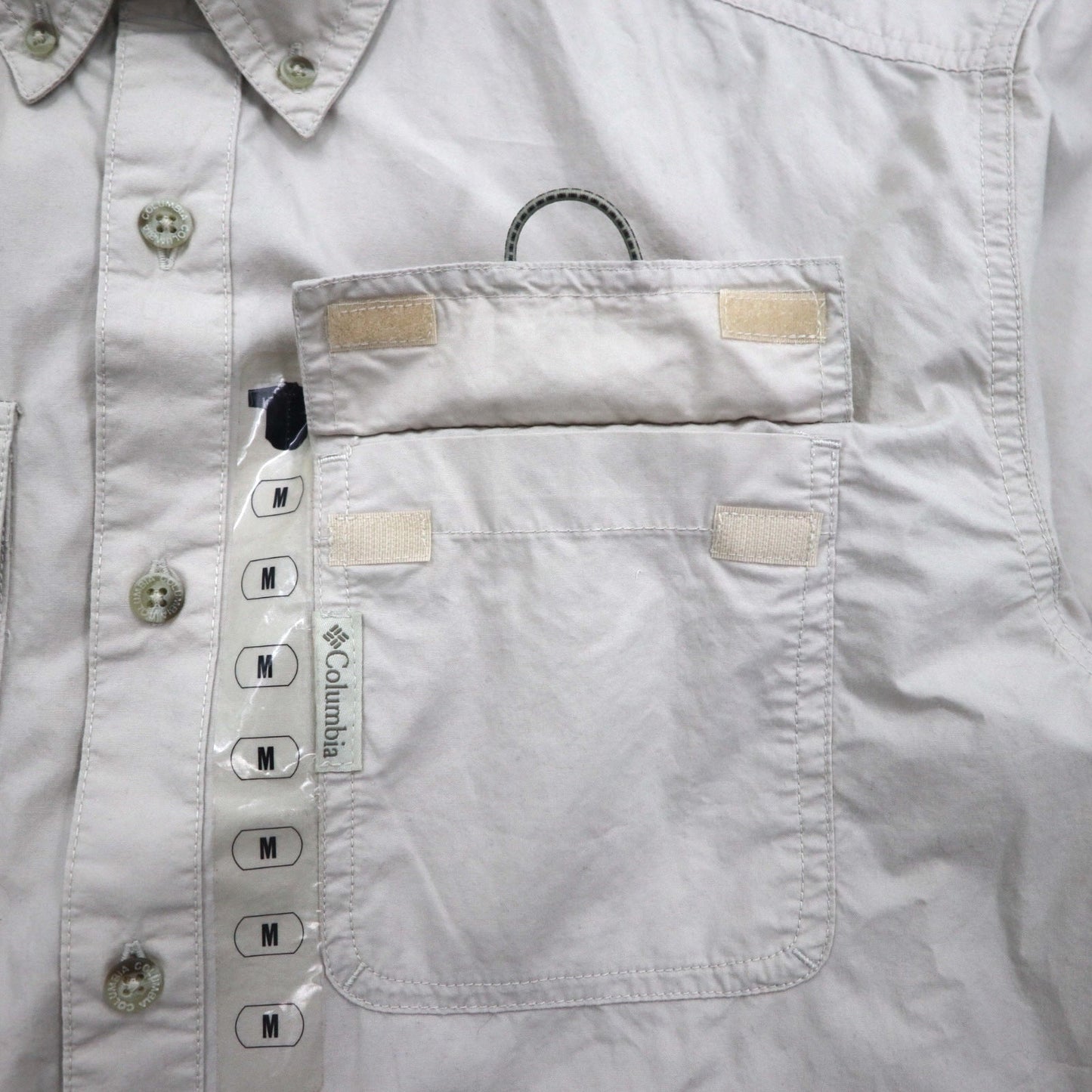 Columbia Marquam Trail Short-Sleeve Button-Down Fishing Shirt, Size M, Beige, Polyester, AM7240, Made in Sri Lanka, Unused