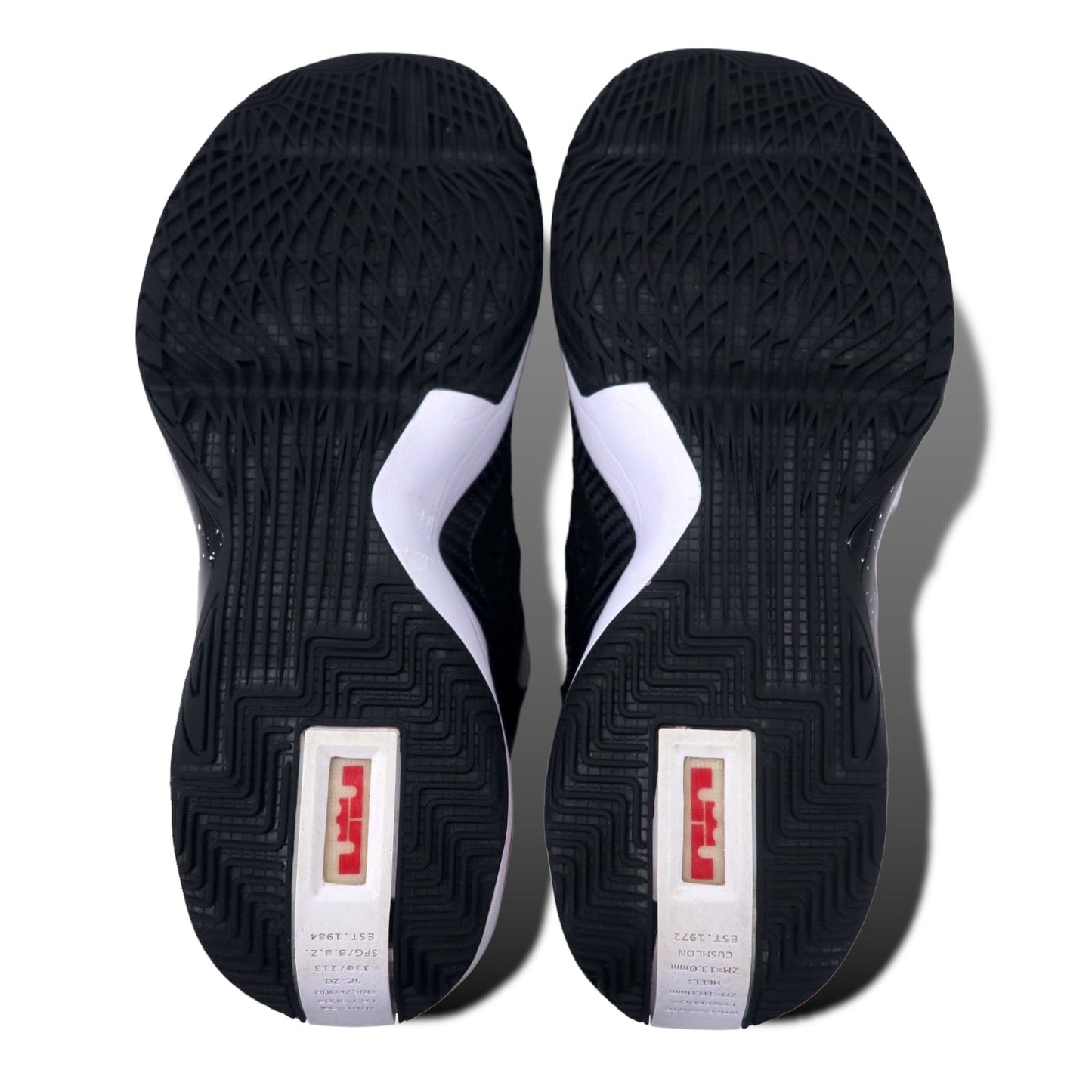 NIKE LeBron Soldier 14 Sneakers, Size 28.5cm, White/Black, LEBRON SOLDIER XIV EP CK6047-002